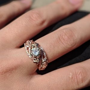 Rose Gold Color Floral Shampagne Ring